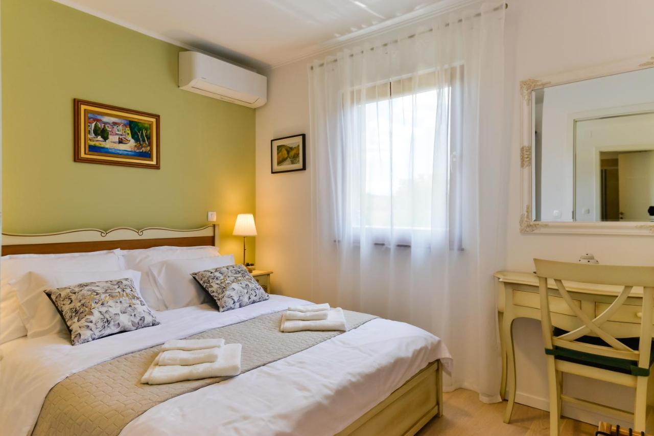 Villa Luciana Spa House, Buje Buitenkant foto